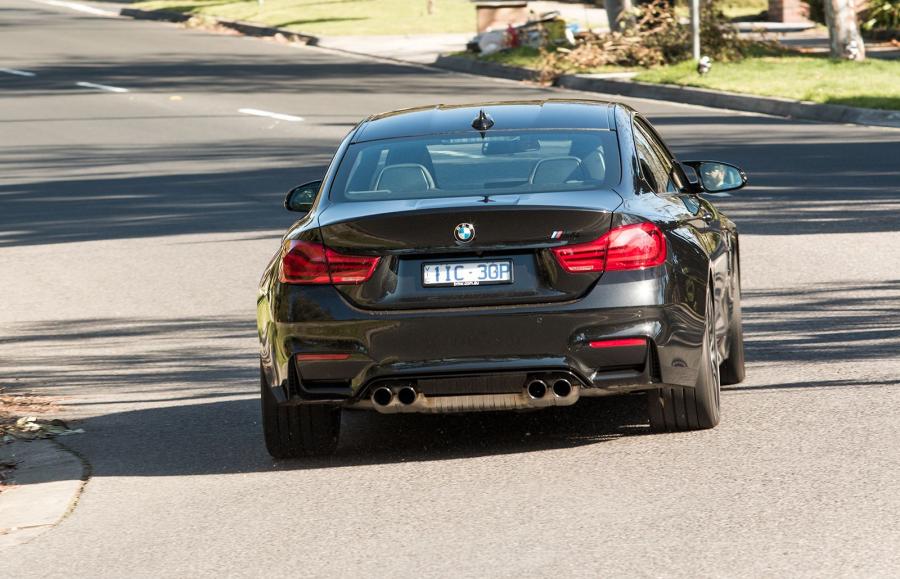  BMW M4 Coupe Competition Package (F82) 2017 года  (AU) (фото 6 из 15)